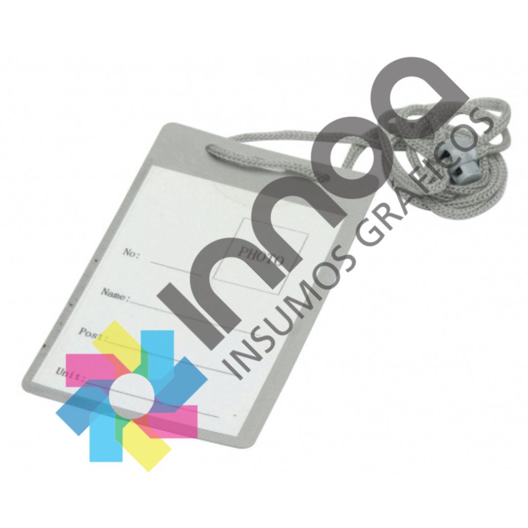PORTA CREDENCIAL PERSONAL 130 X 80 MM CON HILO
